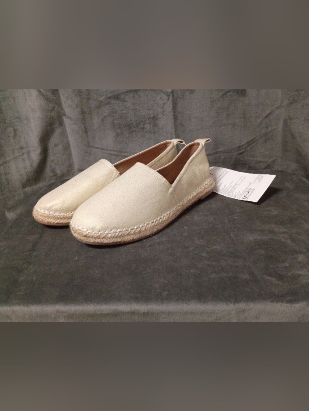 Amazon Essentials Gold Casual Summer Espadrille Flats Size 7.5 NWT